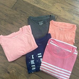 5 Mens Banana Republic Tees size Medium